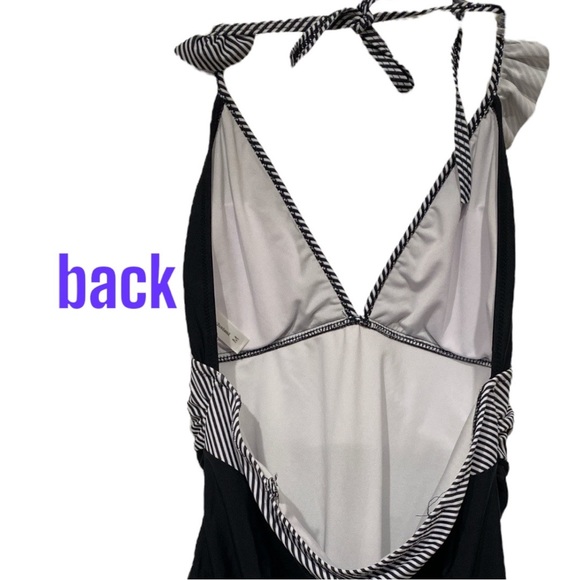 Medium Ruffled beachsissi brand black white converted to halter neck tie strap - Picture 4 of 7